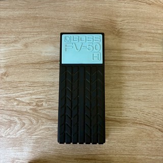 Boss VF-100 ボリュームペダル ヴィンテージ　日本製　箱付き Boss VF-100 ボリュームペダル ヴィンテージ 日本製 箱付き