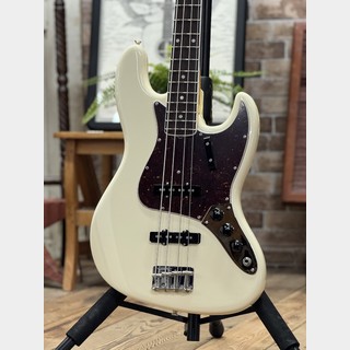 Fender American Vintage II 1966 Jazz Bass Olympic White #V2320799【4.01kg】【高性能ケーブルプレゼント!】