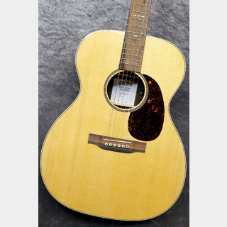 Martin 000-13E Eric Clapton #3098461 【シグネチャーモデル】【エレアコ】【現物写真】【池袋店在庫品】