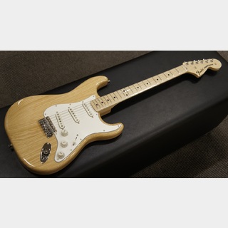 Fender Made In Japan Traditional Ⅱ 70s Stratocaster Maple Fingerboard