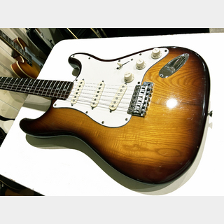 FERNANDES Fernandes 1977年製 FST-70 石ロゴ