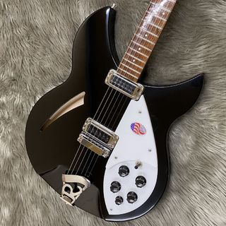 Rickenbacker330 セミアコースティックギター