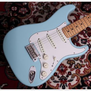 Fender Made in Japan Junior Collection Stratocaster Satin Daphne Blue