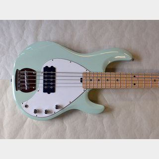 Sterling by MUSIC MAN StingRay RAY5