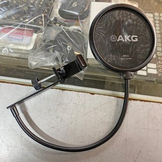 AKG PF80