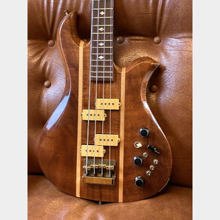 B.C.RichEagle Bass Koa 1981
