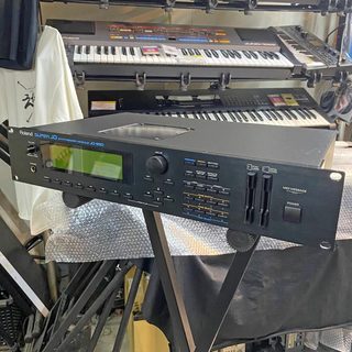 Roland JD-990