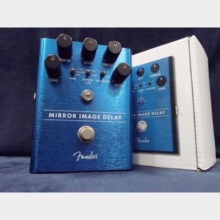 Fender MIRROR IMAGE DELAY