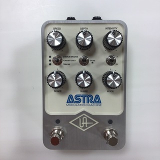 Universal AudioUAFX Astra Modulation Machine