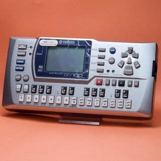 YAMAHA QY100【福岡パルコ店】
