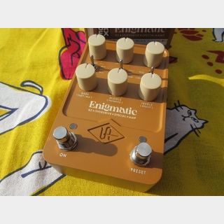 Universal Audio UAFX Enigmatic '82 Overdrive Special Amp