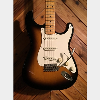 Fender Japan ST57-115 2TS EXTRAD