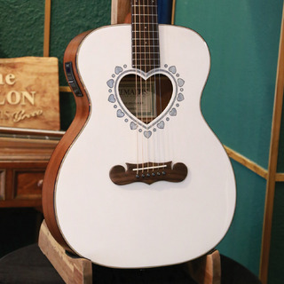 ゼマイティスのエレアコ、CAF-90Hにグロス・ホワイトとグロス