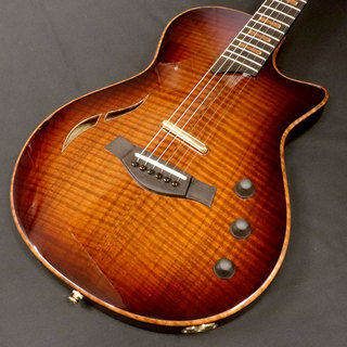 Taylor Custom CT5z B4024 – T5z, Figured Walnut/Urban Ash