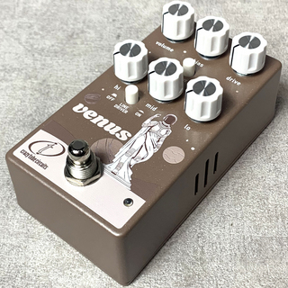 Crazy Tube Circuits、トップ・セラー・モデル“Venus”の日本限定