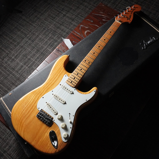 Fender1975 Stratocaster Maple Natural 
