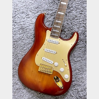 Squier by Fender 40th Anniversary Stratocaster Gold Edition Sienna Sunburst 【アウトレット特価】【限定モデル】