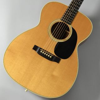 Martin 000-28 Standard