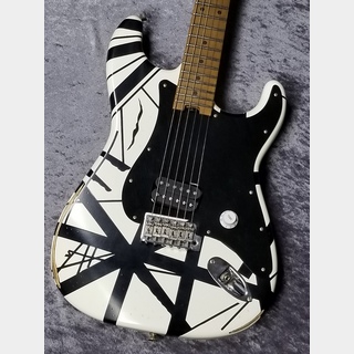 EVHSTRIPED SERIES '78 ERUPTION  -White with Black Stripes Relic-  