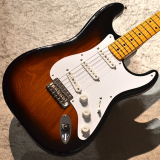 Fender 70th Anniversary American Vintage II 1954 Stratocaster 2-Color Sunburst #V701278 【3.72kg】