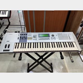 YAMAHA MOTIF ES6