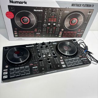 Numark Mixtrack Platinum【現物画像】