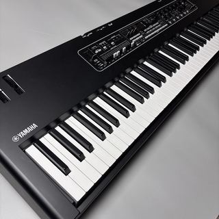 YAMAHA CK88【ステージキーボード】