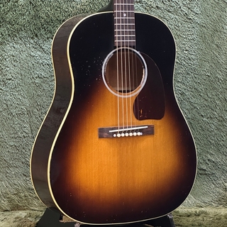 Gibson、1942 Banner J-45 Vintage Sunburst Light Agedの検索