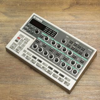 YAMAHA DX200 【キーボードマート新宿】【新宿店】