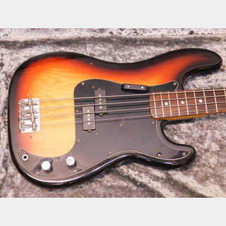 FenderPrecision Bass '79 SB/R