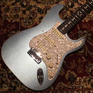 Fender MADE IN JAPAN MODERN STRATOCASTER