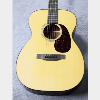 Martin 【今だけお得な価格改定前プライス！ 2月28日まで】00-18Standard #2863579 2023年製