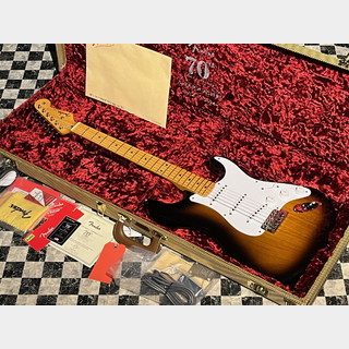 Fender70th Anniversary American Vintage II 1954 Stratocaster 2-Color Sunburst