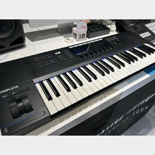 NATIVE INSTRUMENTS 【ブラックフライデーセール】店頭展示品 Native Instruments / Komplete Kontrol S49 MK2