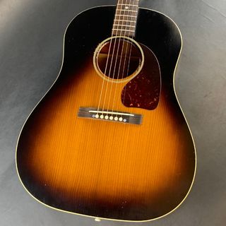 Gibson 1942 Banner J-45 Vintage Sunburst Light Aged