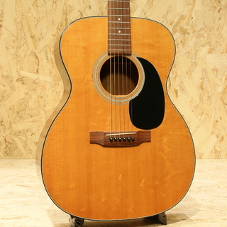 Martin OOO-18