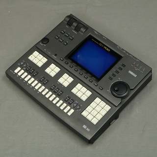 YAMAHA QY700 【御茶ノ水本店】