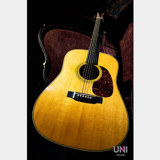 Martin Vintage Series HD-28V 2008