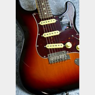 FenderAmerican Professional II Stratocaster RW / 3 Color Sunburst [#US22054467][3.49kg]