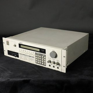 AKAI S900 【梅田店】