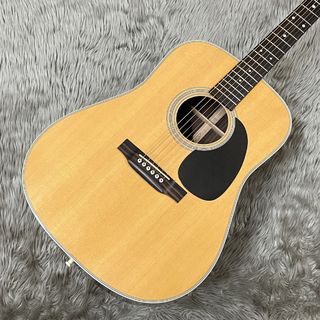 Martin D-28