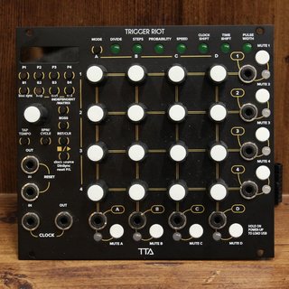 Tiptop Audio Trigger Riot（Black Panel） 【新宿店】