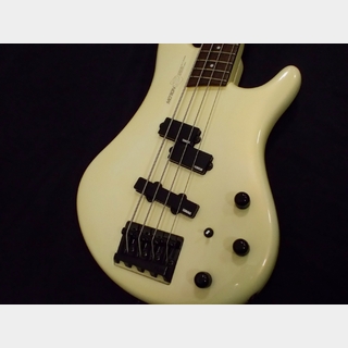 YAMAHA MOTION BASS