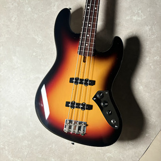 SAITO GUITARS、人気の4弦ベース“S-420bCSJ Heritage”に新色Blackと