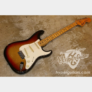 Fender '75 Stratocaster Tremolo改