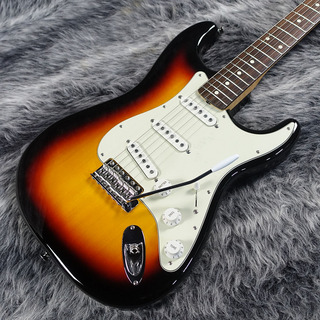 FenderMade in Japan Traditional II 60s Stratocaster 3 Color Sunburst
