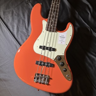 FenderMade in Japan Traditional 60s Jazz Bass Rosewood Fingerboard Fiesta Red 【現物画像】