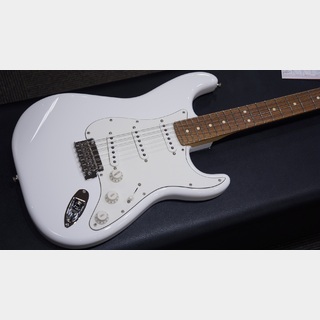 Fender Player Stratocaster Pau Ferro Fingerboard  / Polar White