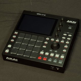 AKAI MPC ONE Standalone Music Production Center【福岡パルコ店】