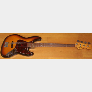 Fender 1994年製 American Vintage '62 Jazz Bass/3 Color Sunburst